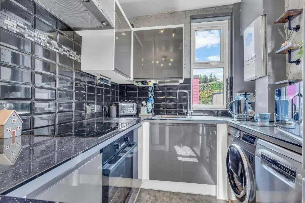 Keith Road, London, E17, photo 6
