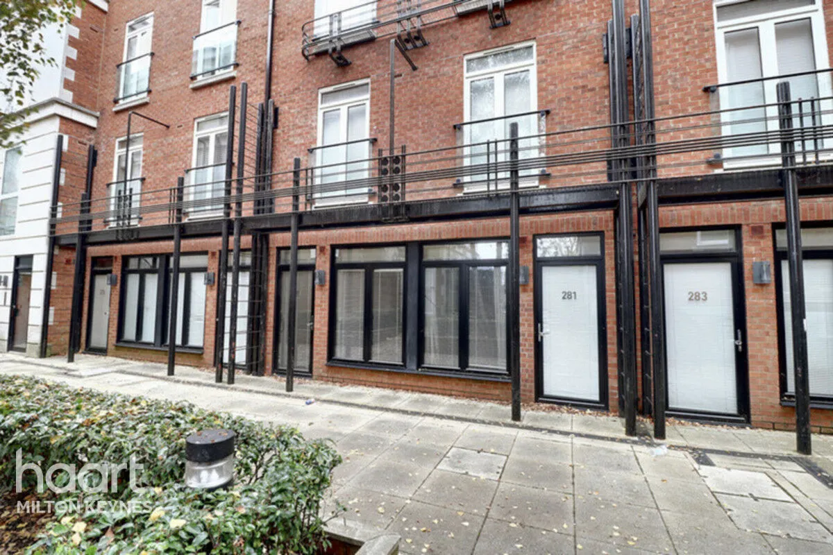 1 bed flat for sale, Upper Third Street, Milton Keynes, MK9