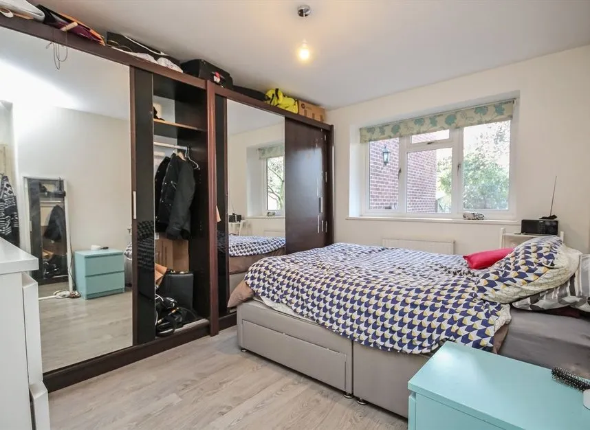 Cumberland Close, St Margarets, TW1, photo 4