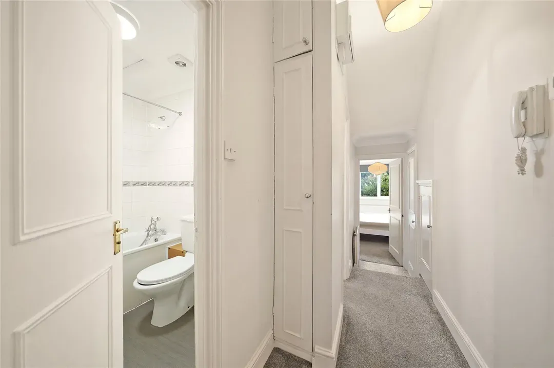 Kilburn Park Road, Kilburn, London, NW6, photo 11