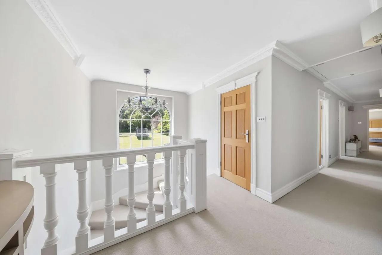 Ford Road, Chobham, Surrey, GU24 8SS, photo 11