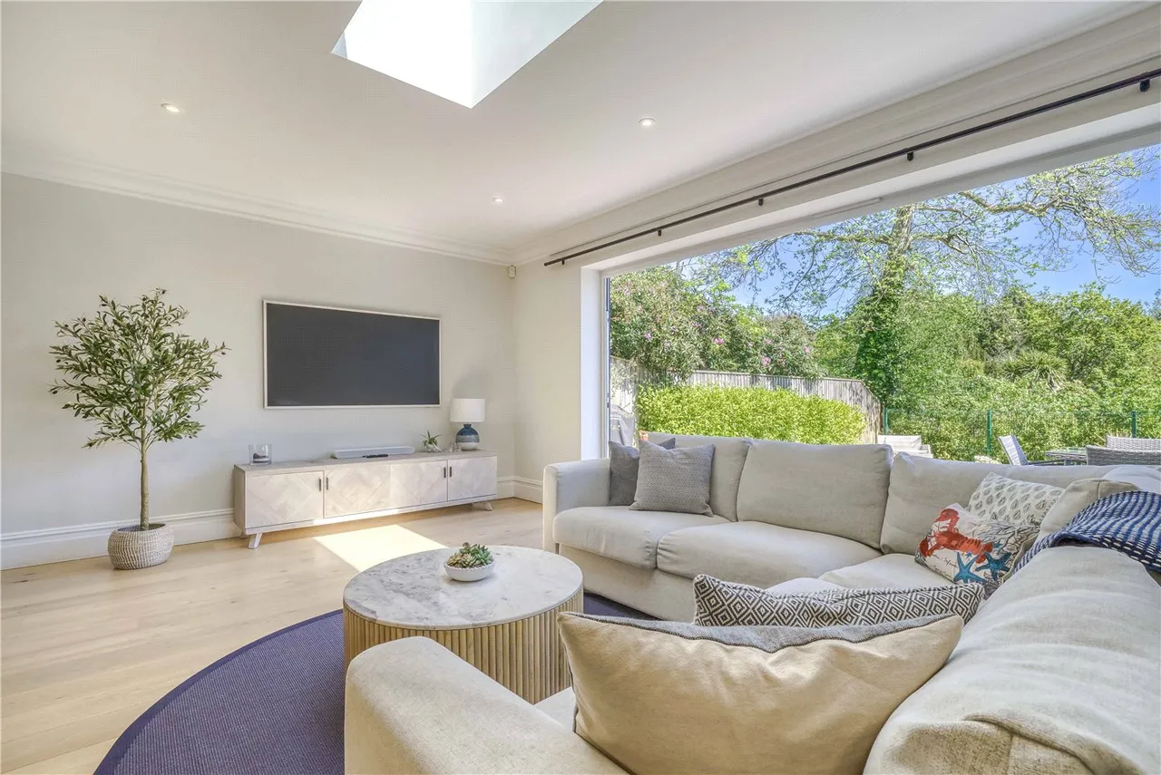 Sandecotes Road, Lower Parkstone, Poole, BH14, photo 6