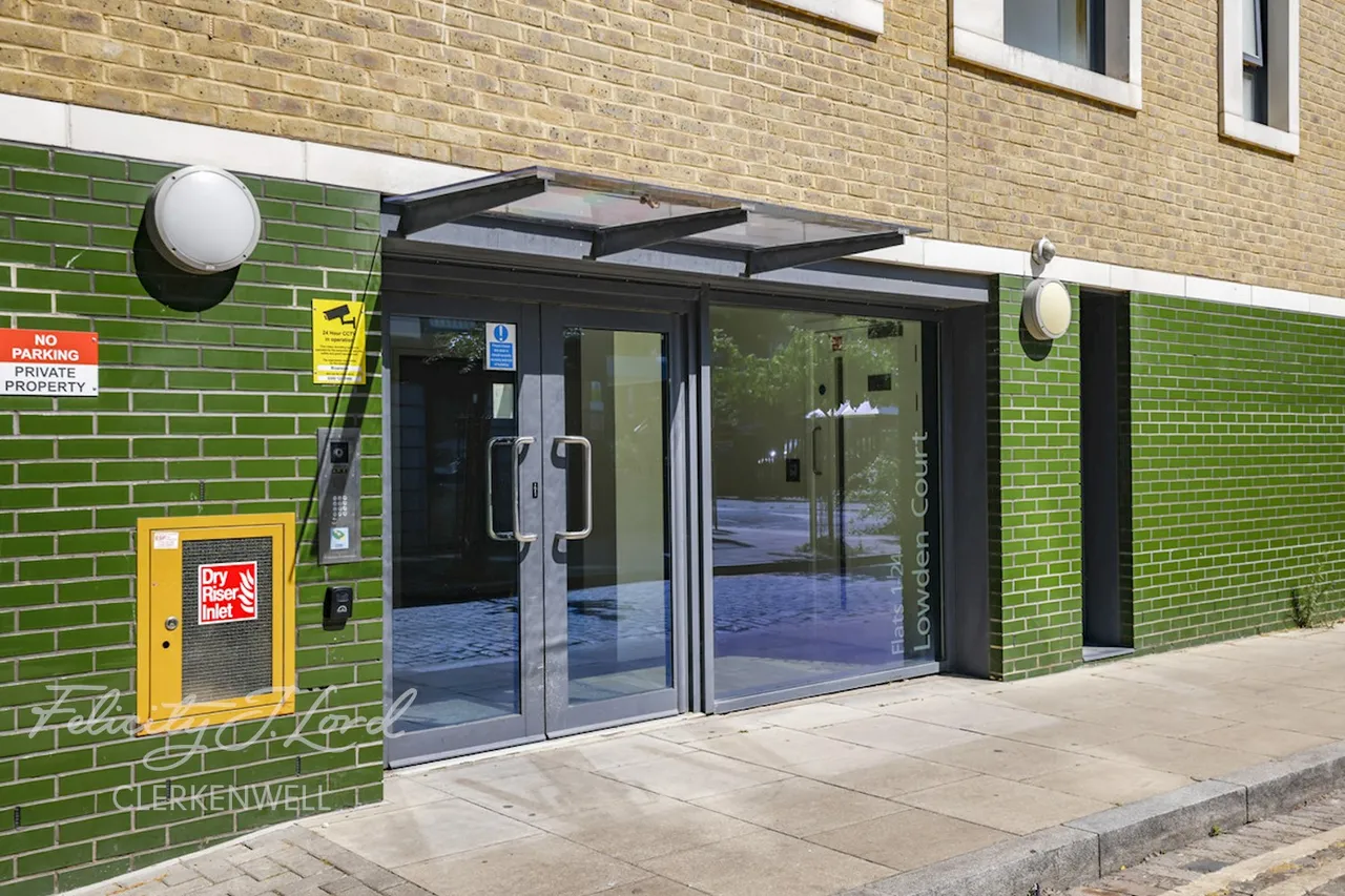 Prestwood Street, London, photo 4