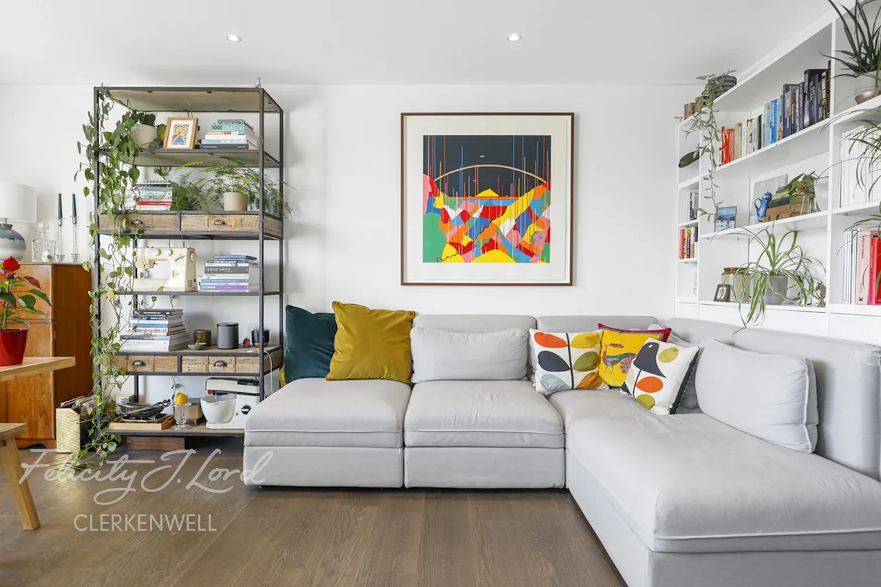 2 bed flat for sale, Prestwood Street, London