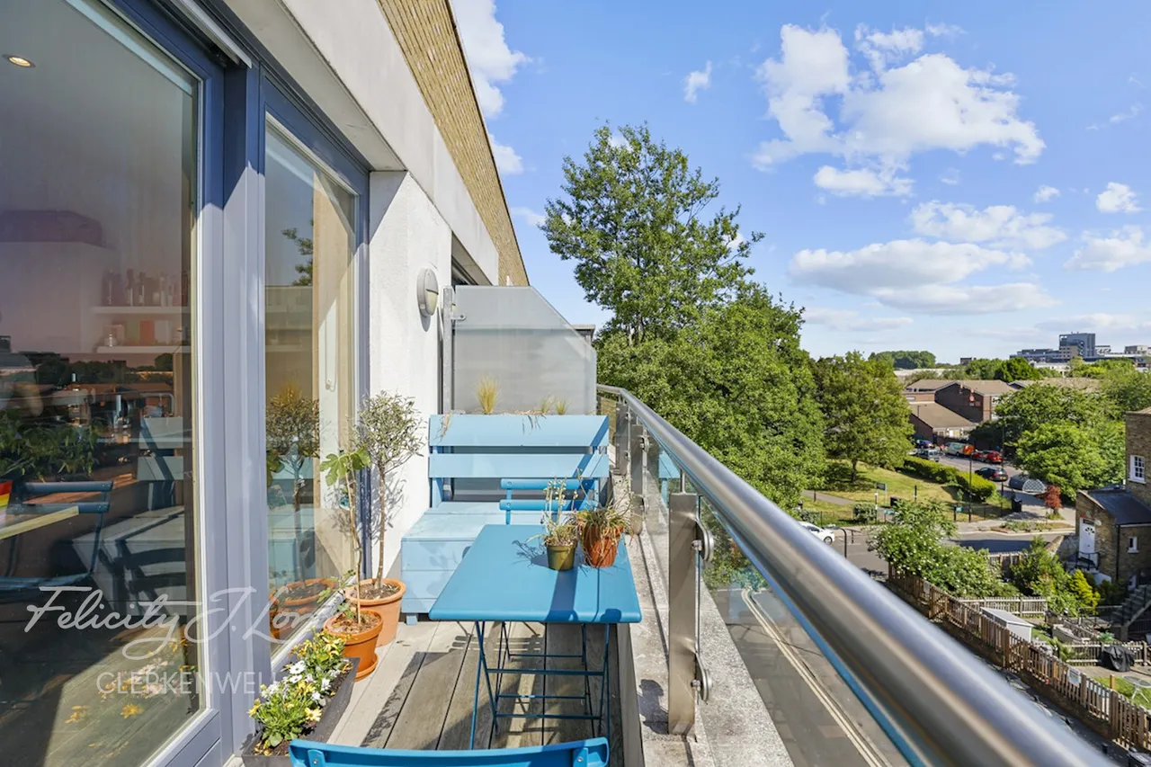 Prestwood Street, London, photo 14