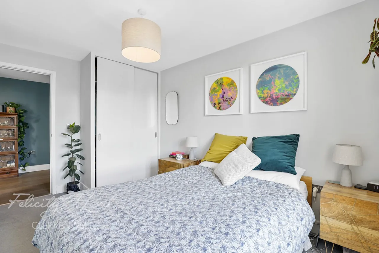 Prestwood Street, London, photo 24