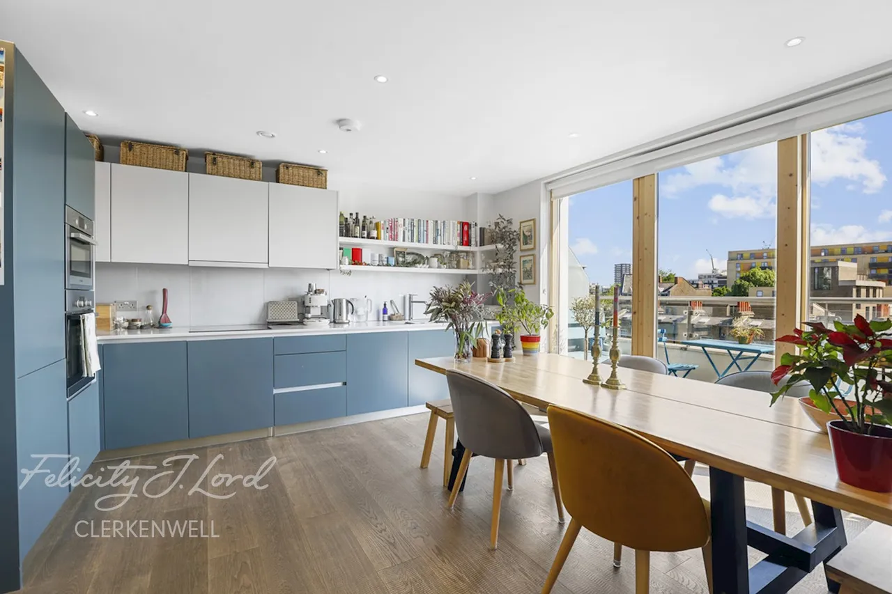 Prestwood Street, London, photo 22