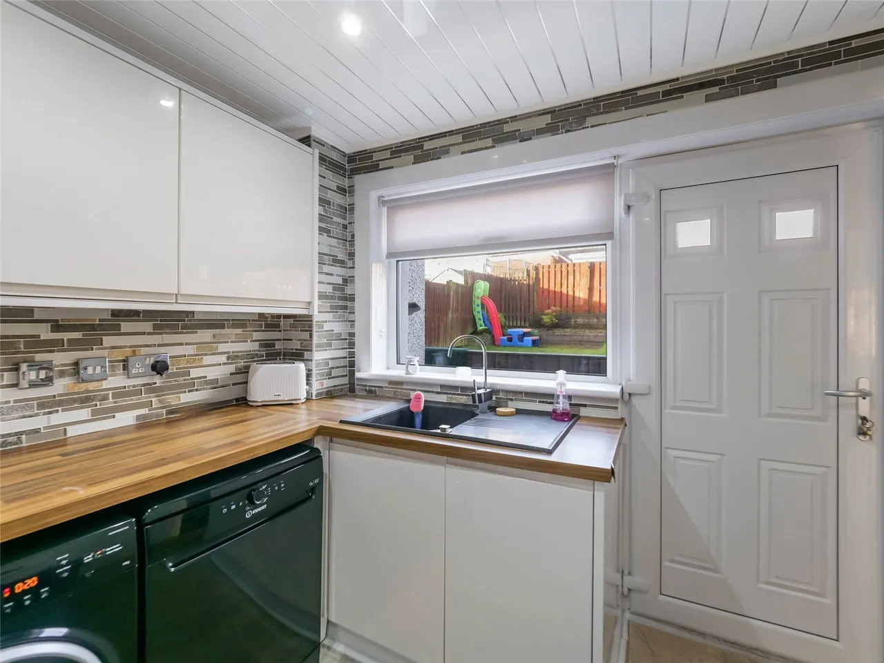 Cambuskenneth Gardens, Mount Vernon, G32, photo 16