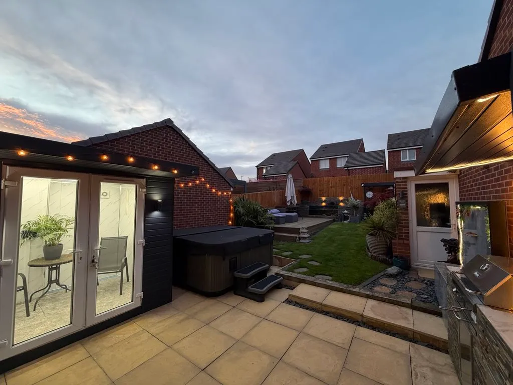Hall End Road, Great Barr, B42, photo 34