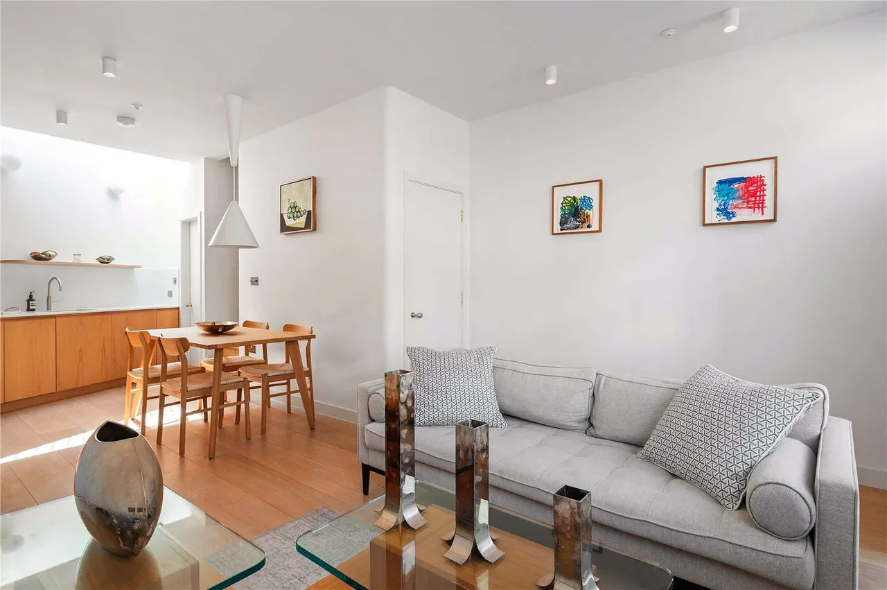 Thornhill Road, London, N1 1HW, photo 4