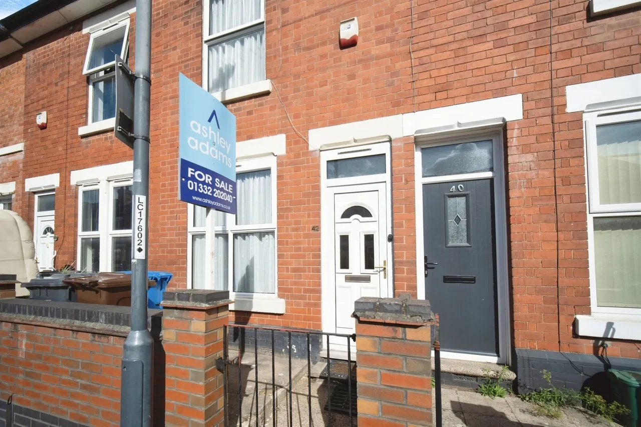 3 bed house for sale, St. Giles Road, Derby, DE23