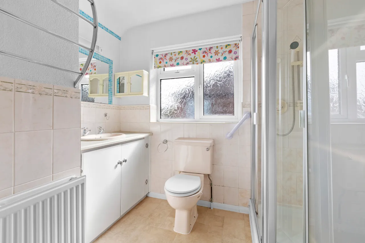 Thornton Crescent, Wendover, HP22, photo 9
