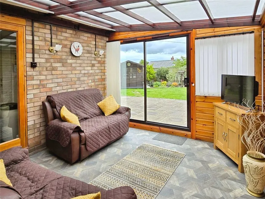 Pleasant View, Weston Rhyn, SY10, photo 7