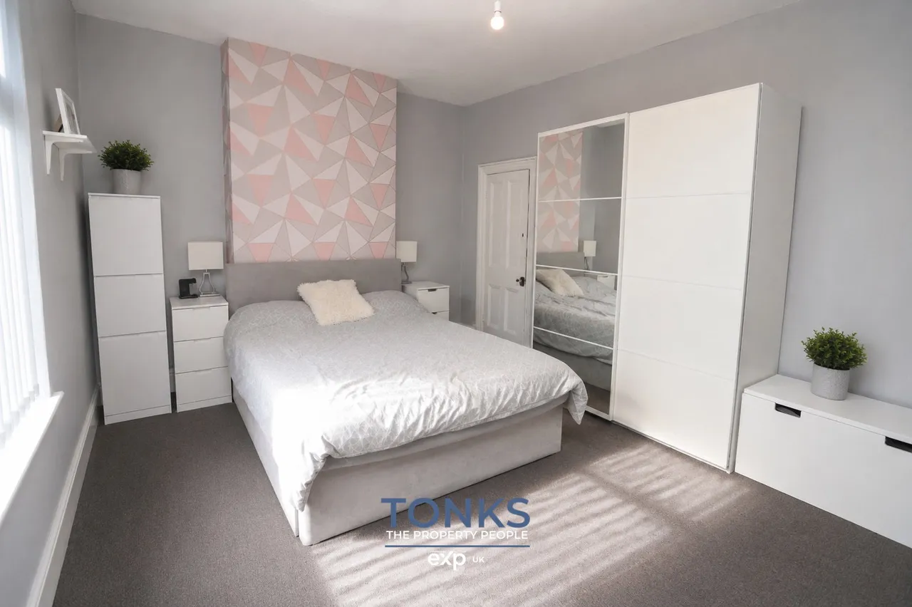 Gorsty Hill Road, Rowley Regis, B65, photo 8