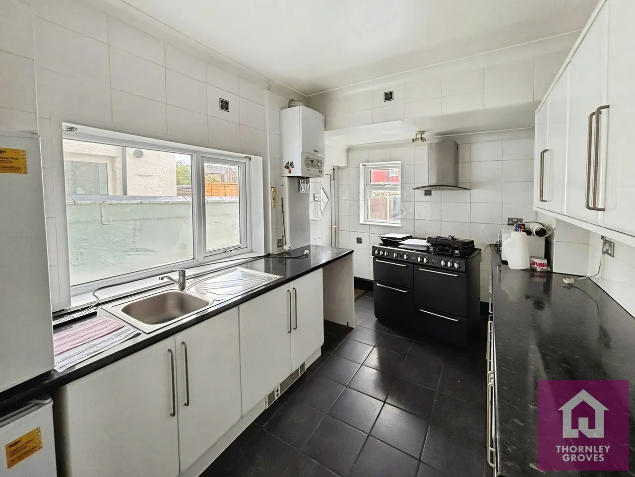 Barton Road, Eccles, M30, photo 4