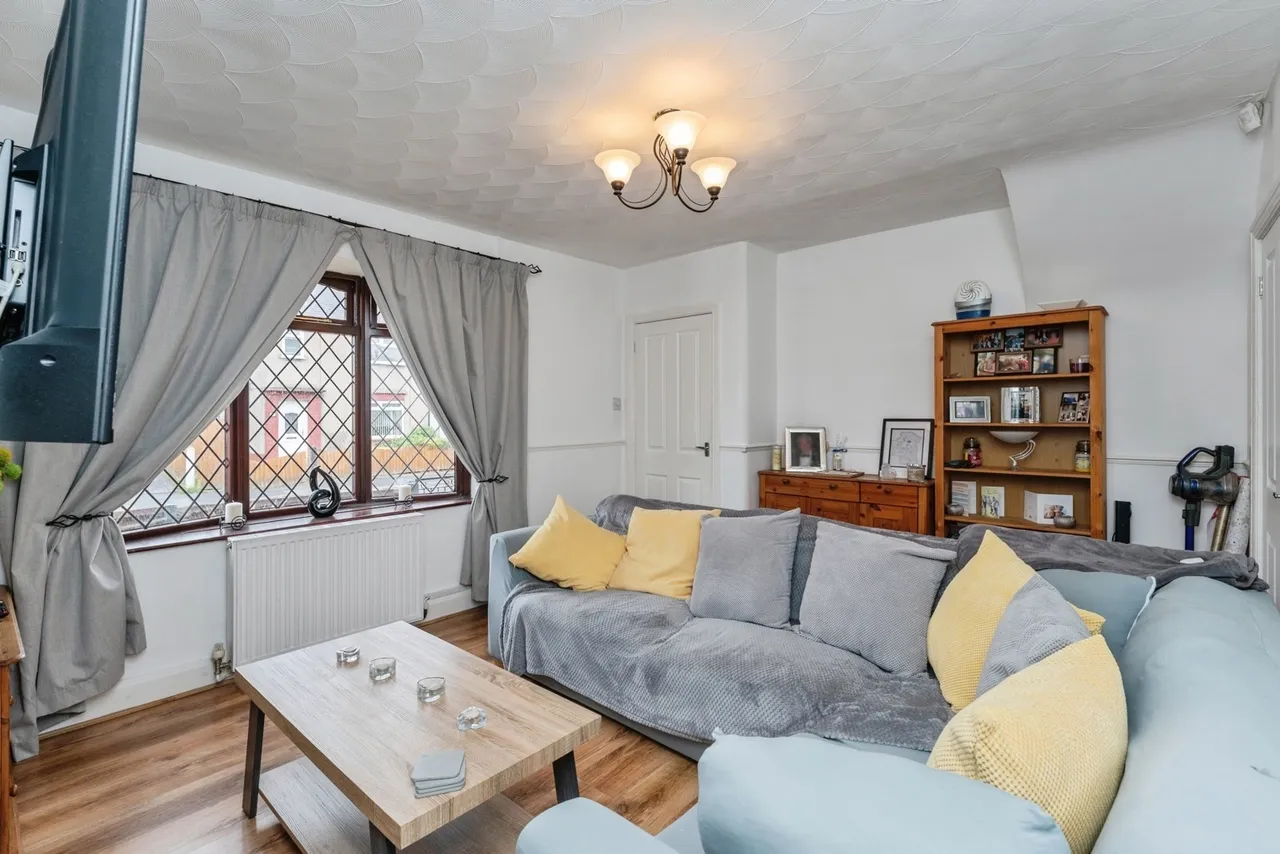 Hawthorn Road, Little Sutton, CH66, photo 5