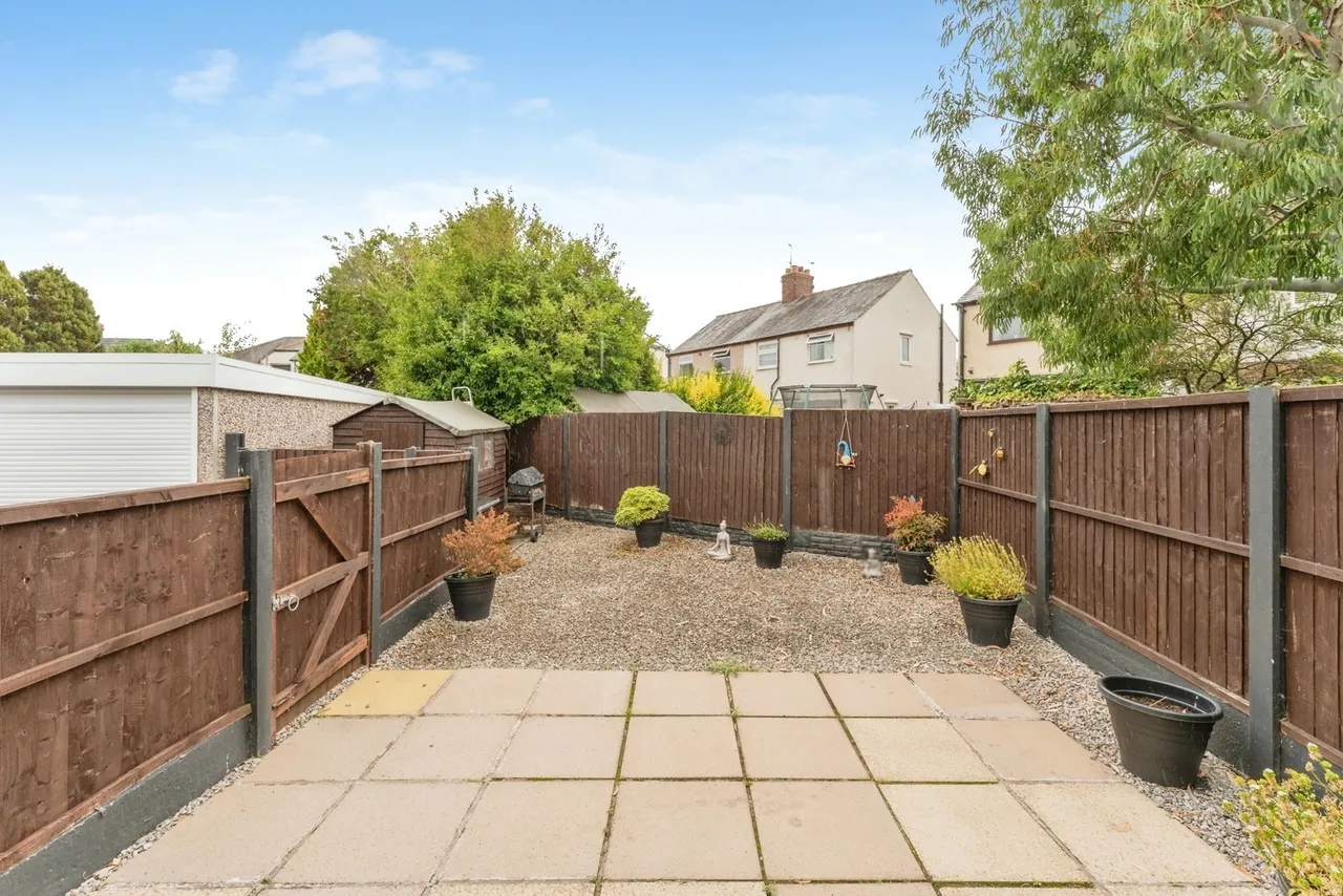 Hawthorn Road, Little Sutton, CH66, photo 3