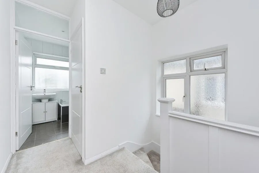 Whitton Dene, Hounslow, TW3, photo 25