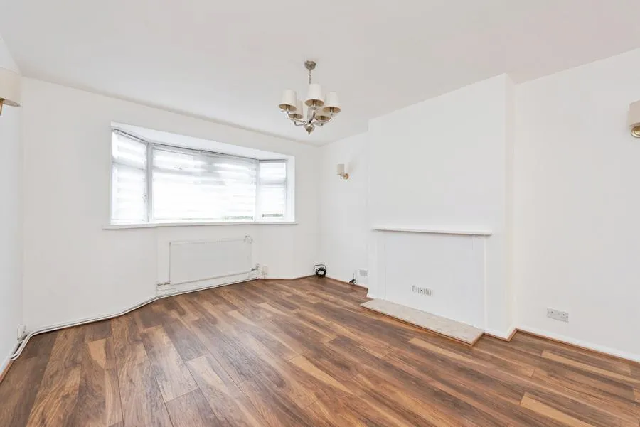 Whitton Dene, Hounslow, TW3, photo 19