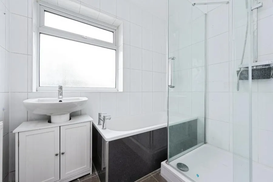 Whitton Dene, Hounslow, TW3, photo 31