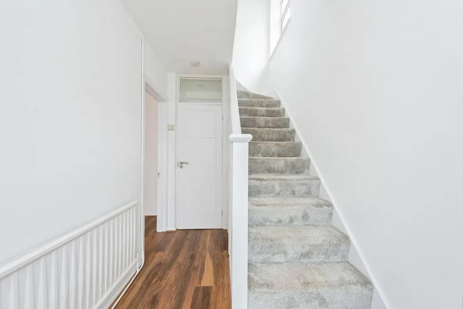 Whitton Dene, Hounslow, TW3, photo 21