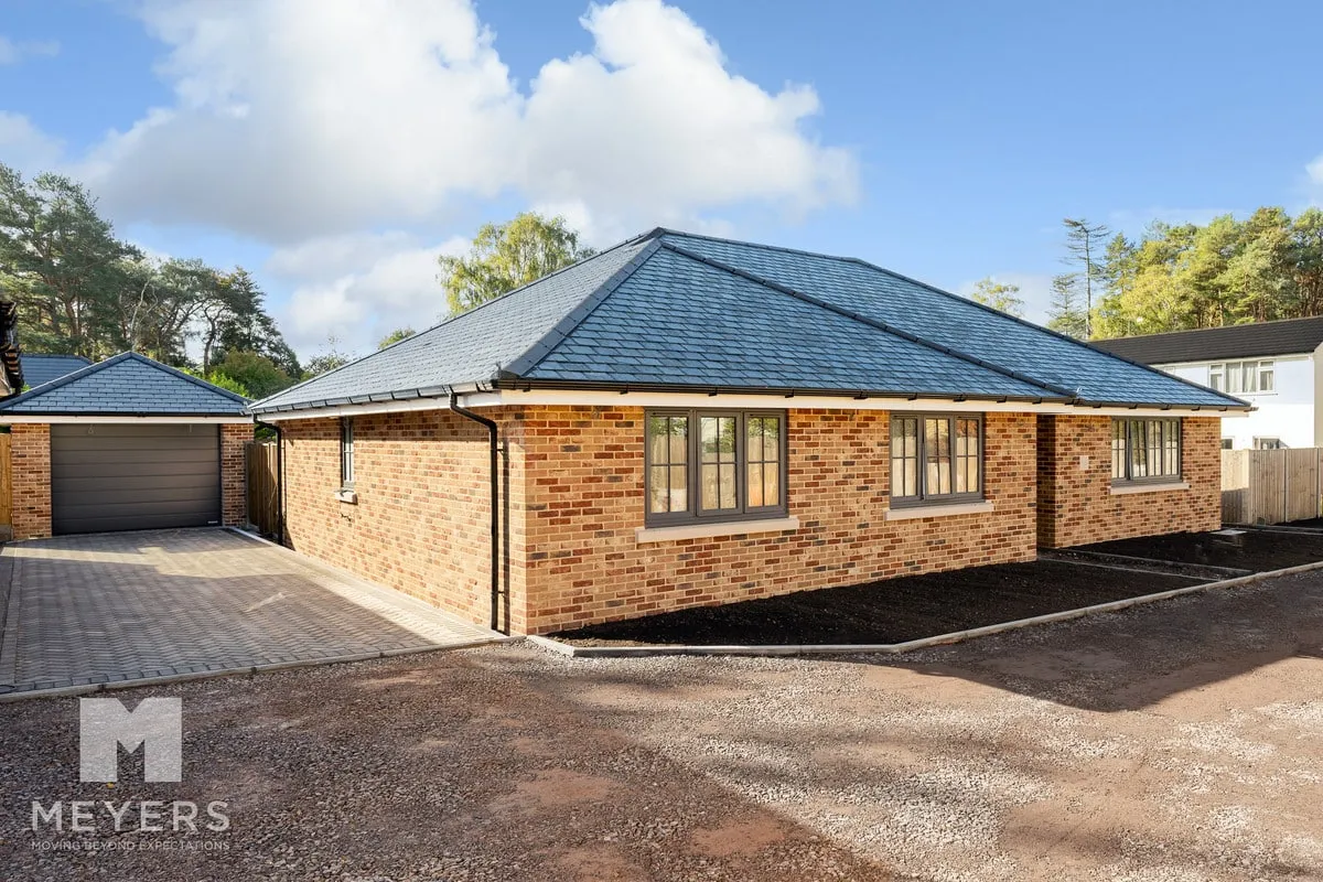 3 bed house for sale, Bushmead Drive, Ringwood, BH24