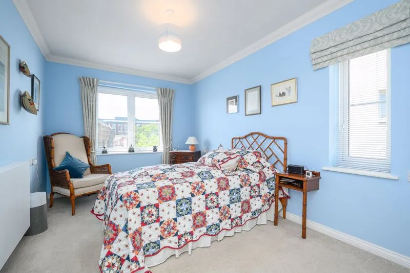 Churchfield Road, Walton-On-Thames, KT12, photo 7