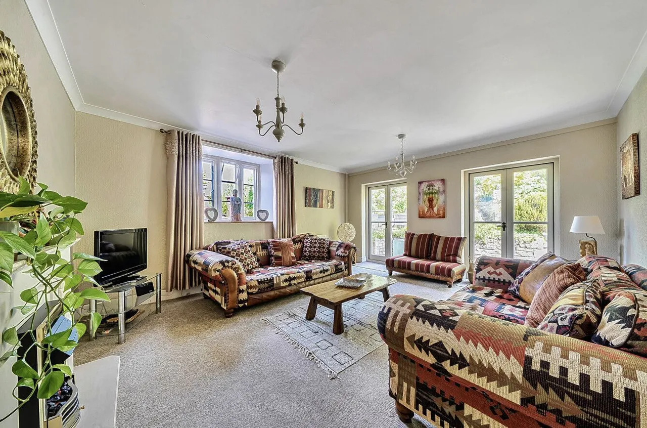 Blake House, Bove Town, BA6, photo 6