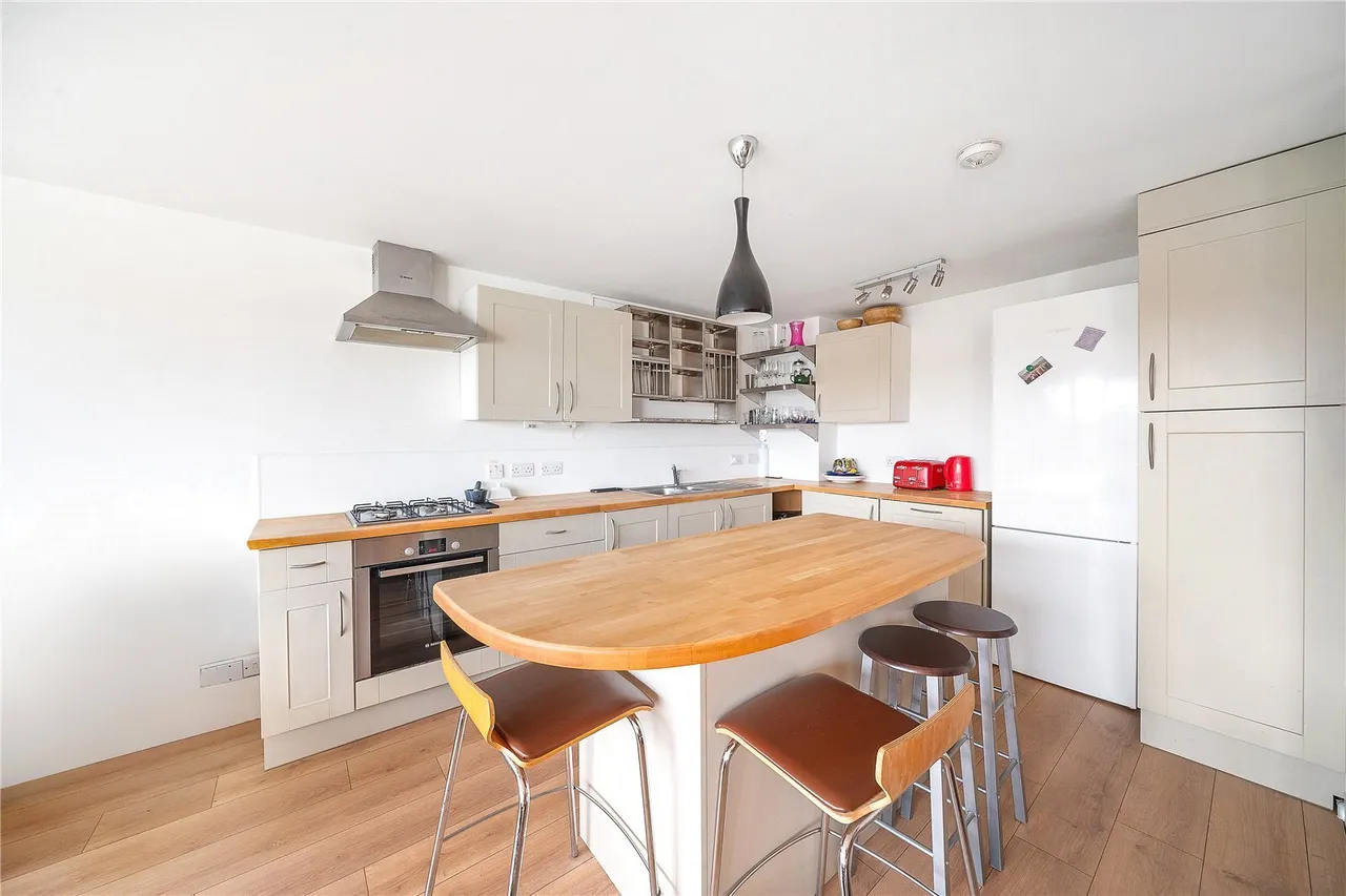 Bullen Street, Battersea, SW11, photo 3