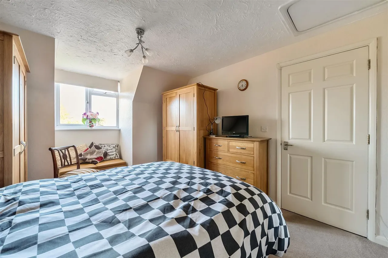 Junction Road, Romford, RM1, photo 3