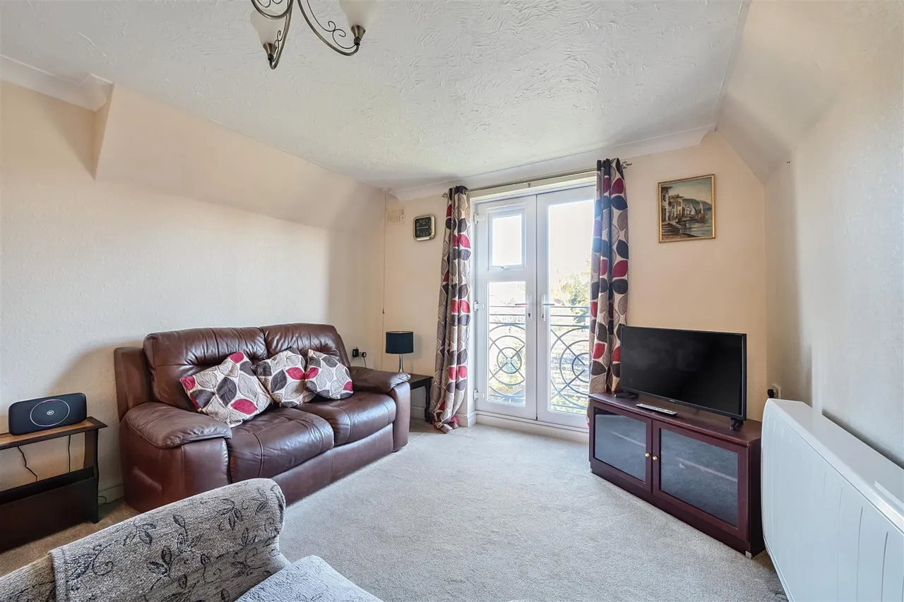 Junction Road, Romford, RM1, photo 5