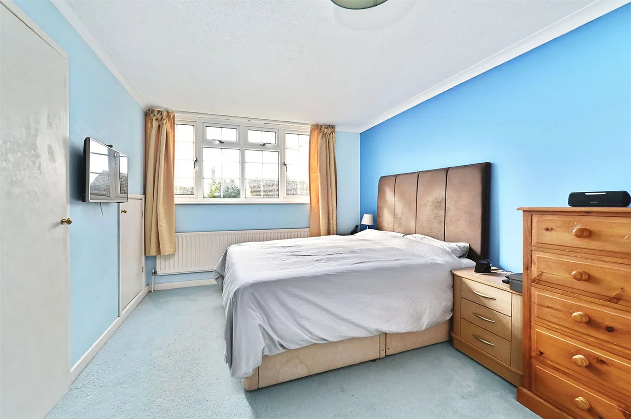 Brewers Close, Farnborough, Hampshire, GU14 8NR, photo 8