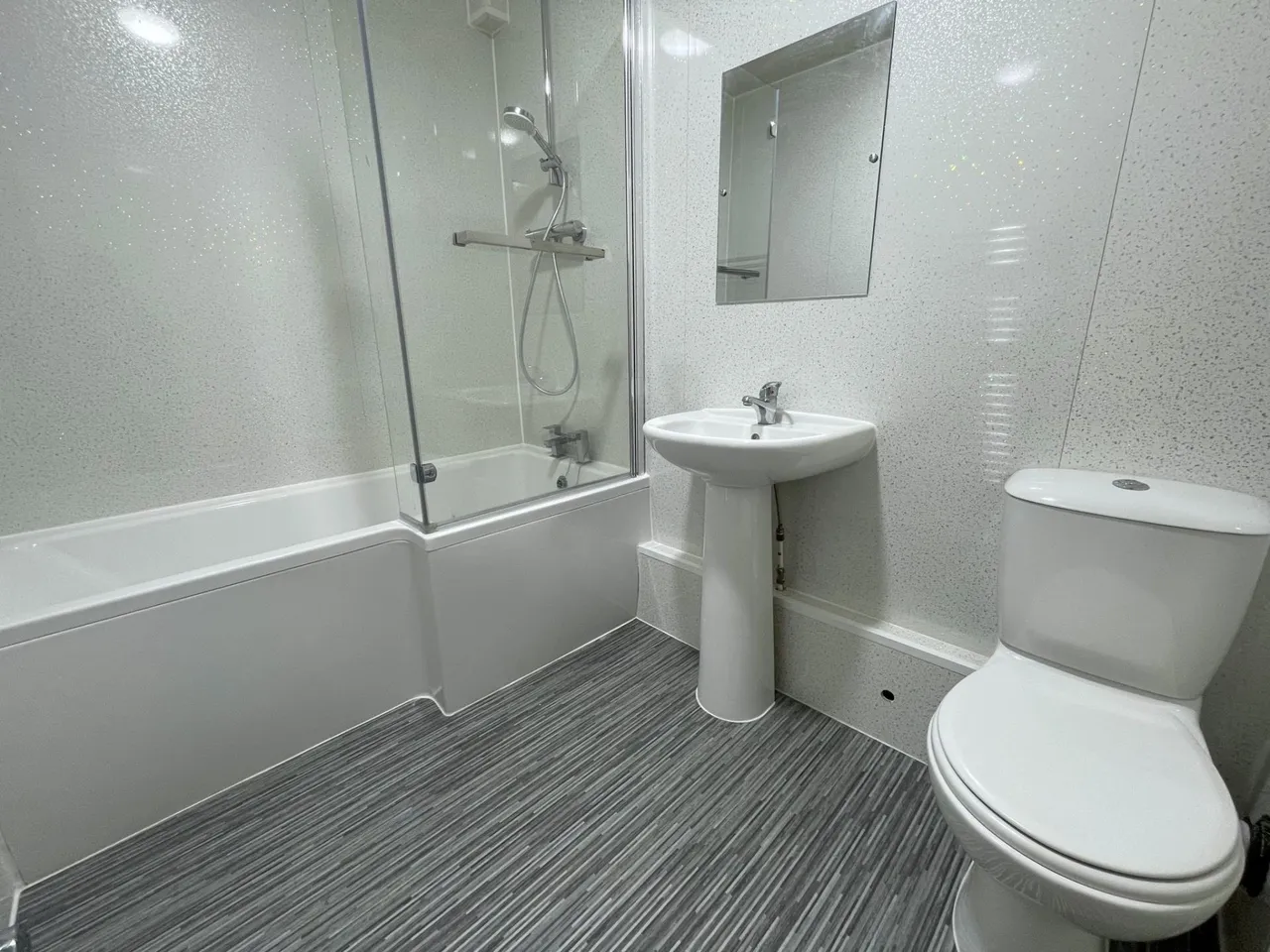 Clarendon Park Road, Clarendon Park, Leicester, LE2, photo 7
