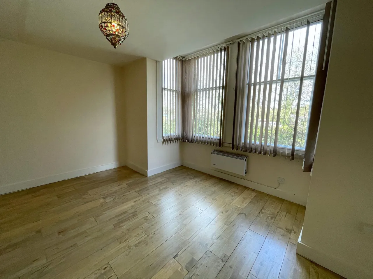 Clarendon Park Road, Clarendon Park, Leicester, LE2, photo 2