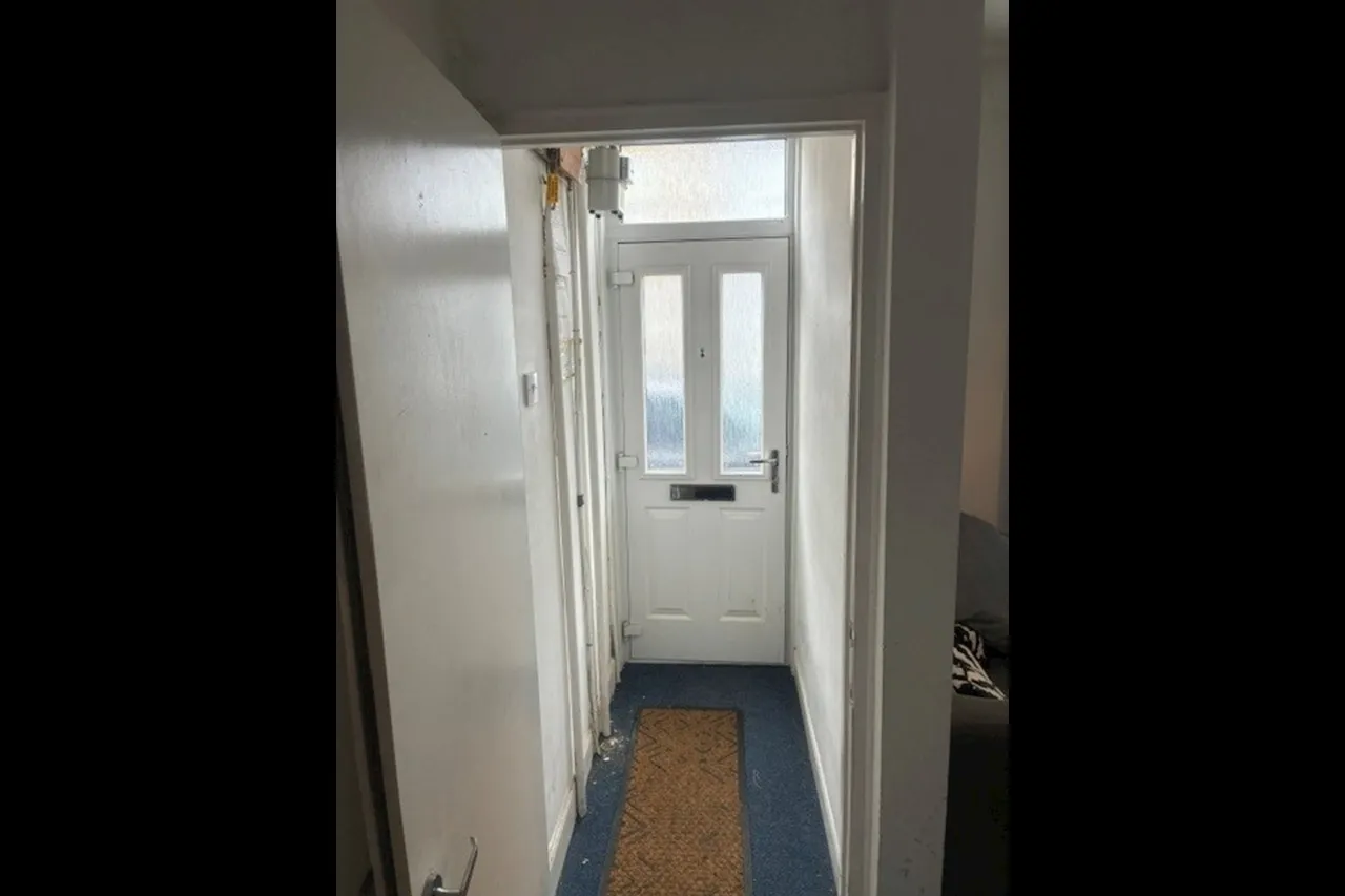 Collingwood Road, PO5, photo 3