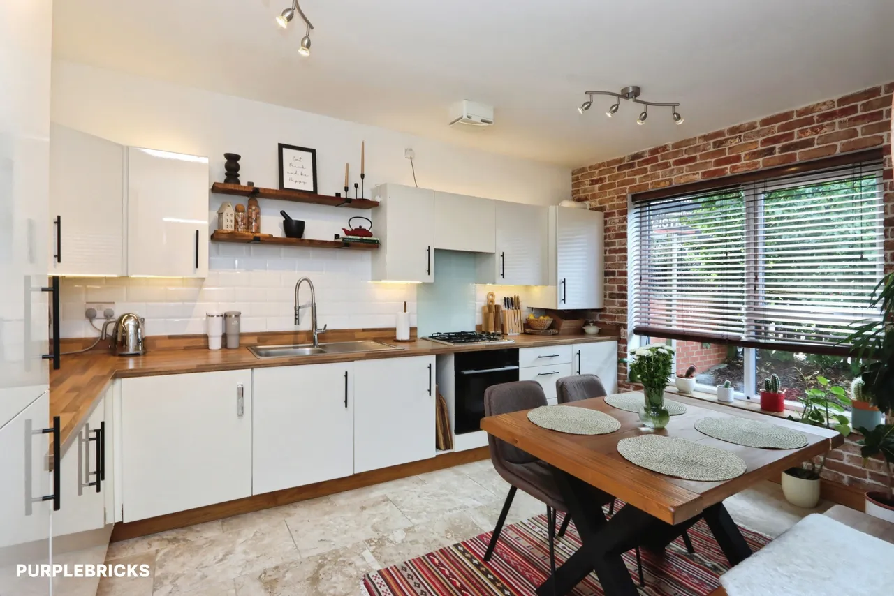 2 bed house for sale, Park Spring Grove, Sheffield, S2