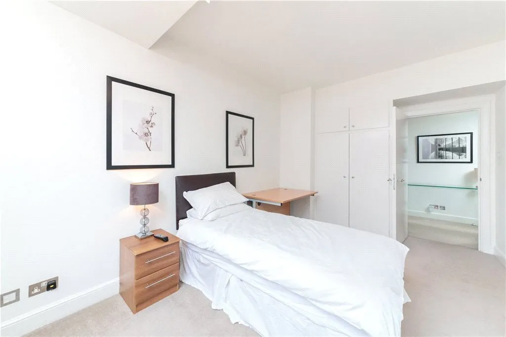 Weymouth Street, London, W1W, photo 9