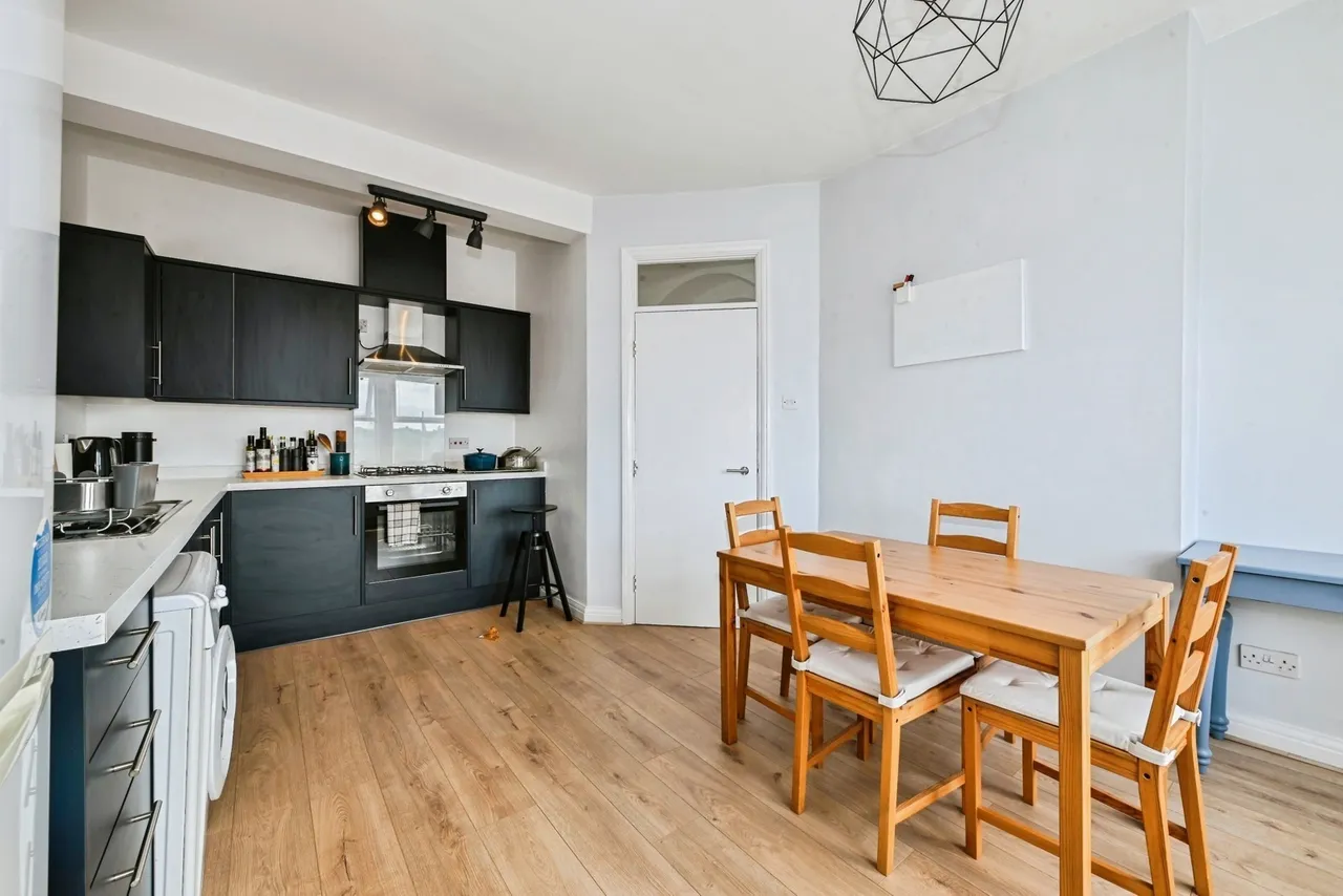 Gladstone Street, Nottingham, Nottinghamshire, NG7, photo 6