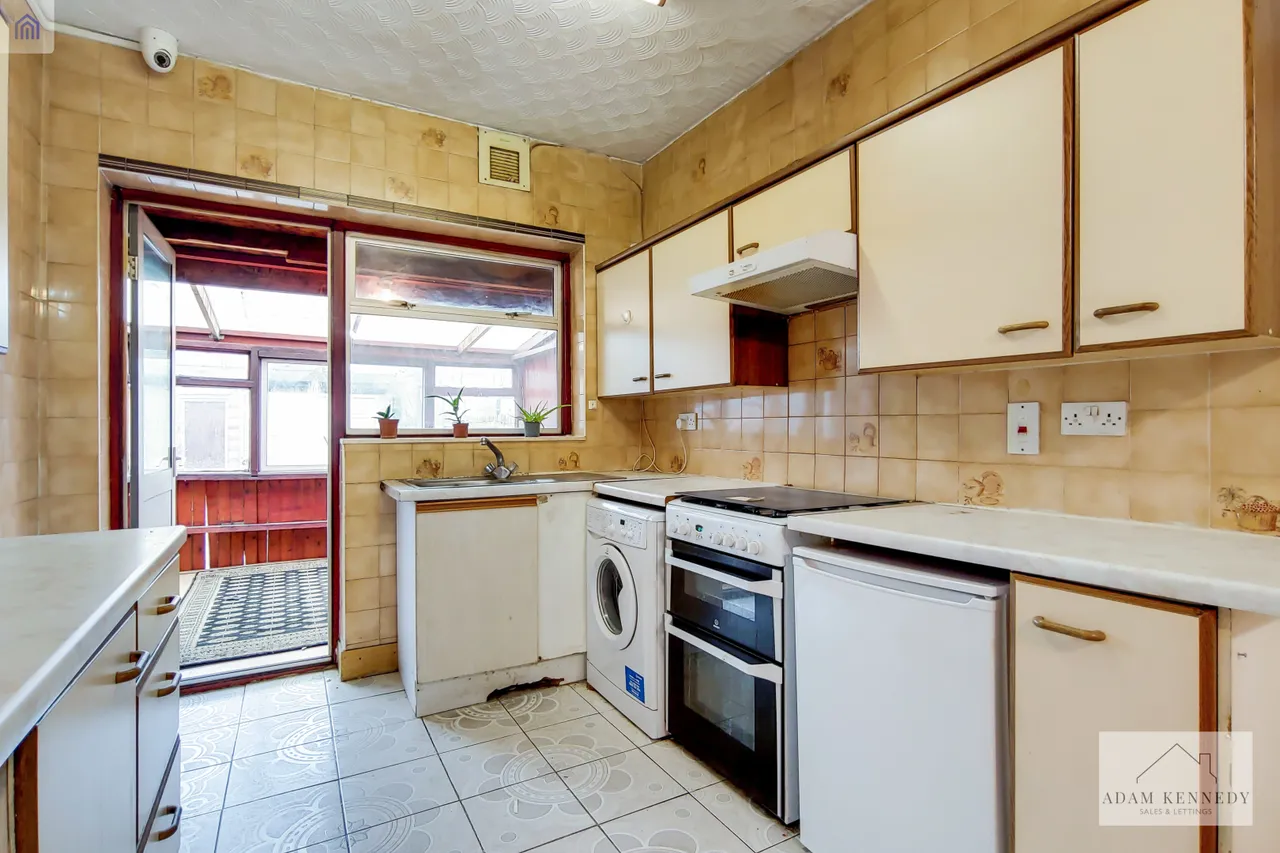 215 Nags Head Road, Enfield, Greater London, EN3 7AE, photo 18