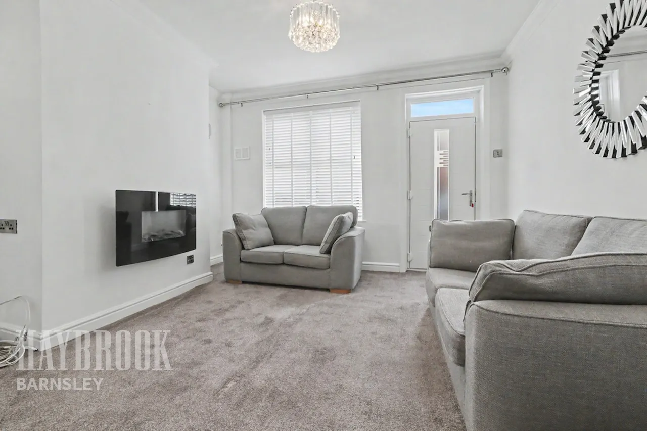 Oakwell Terrace, Barnsley, photo 3