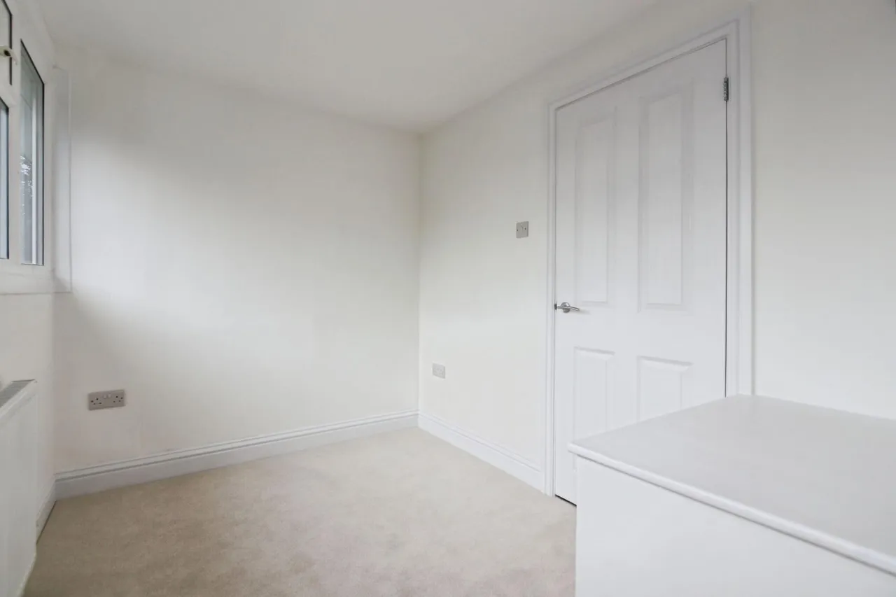 Ridgway Road, Ashby-De-La-Zouch, LE65, photo 13