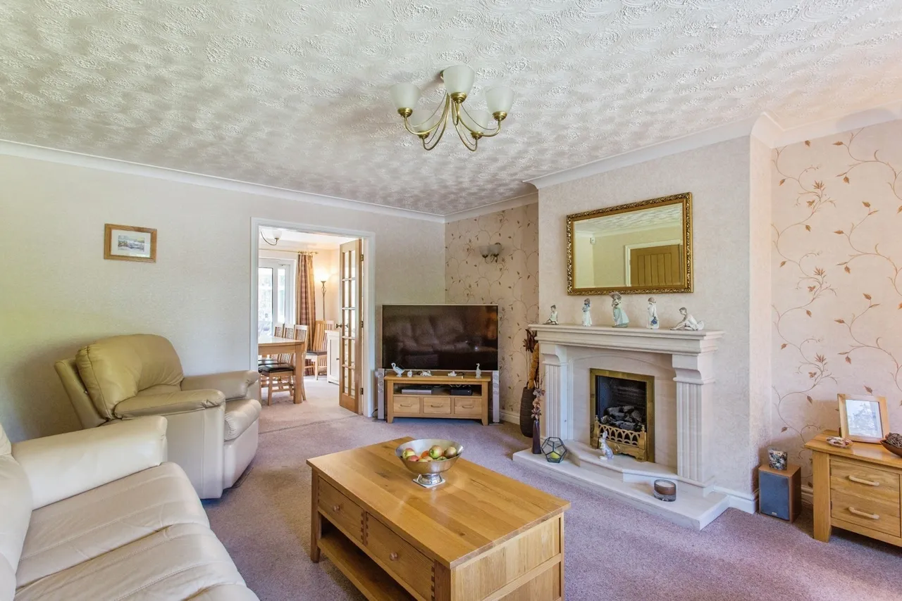 Preston Road, Clayton-le-Woods, PR6, photo 5