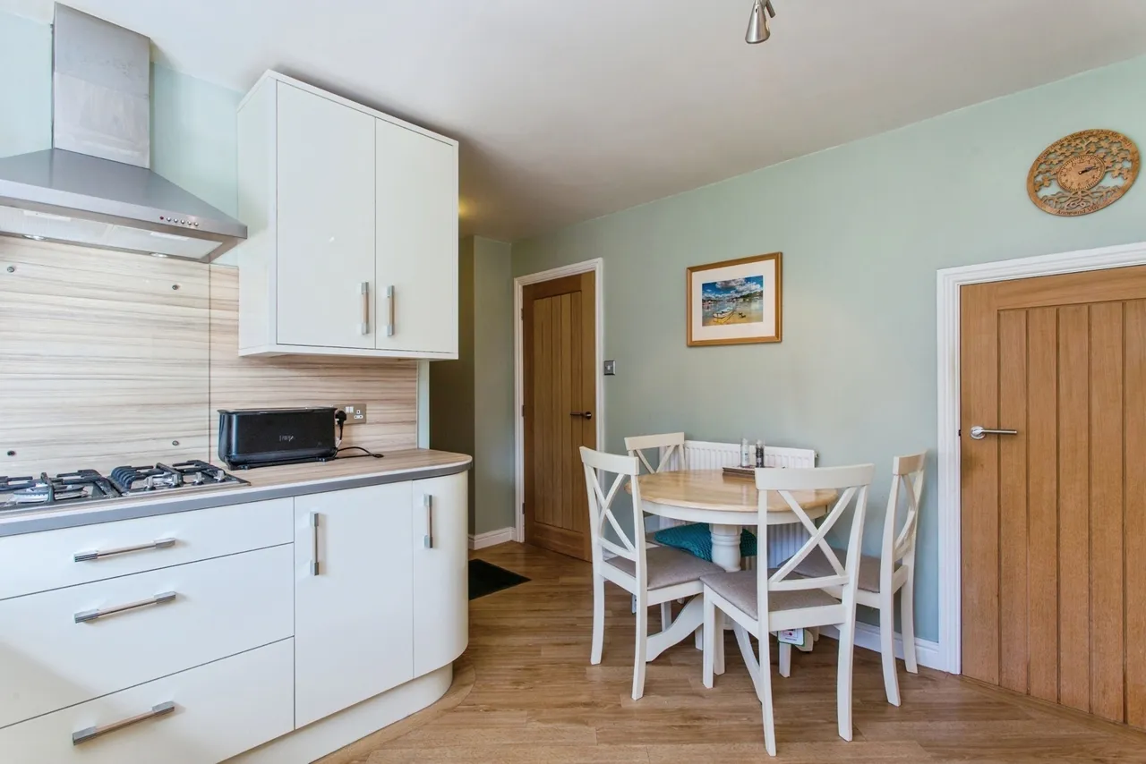Preston Road, Clayton-le-Woods, PR6, photo 12