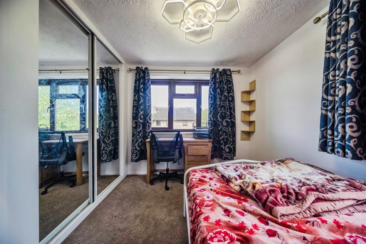 Illingworth Place, Oldbrook, MK6, photo 11