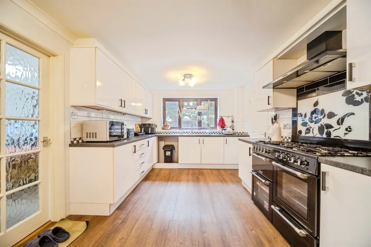Illingworth Place, Oldbrook, MK6, photo 2