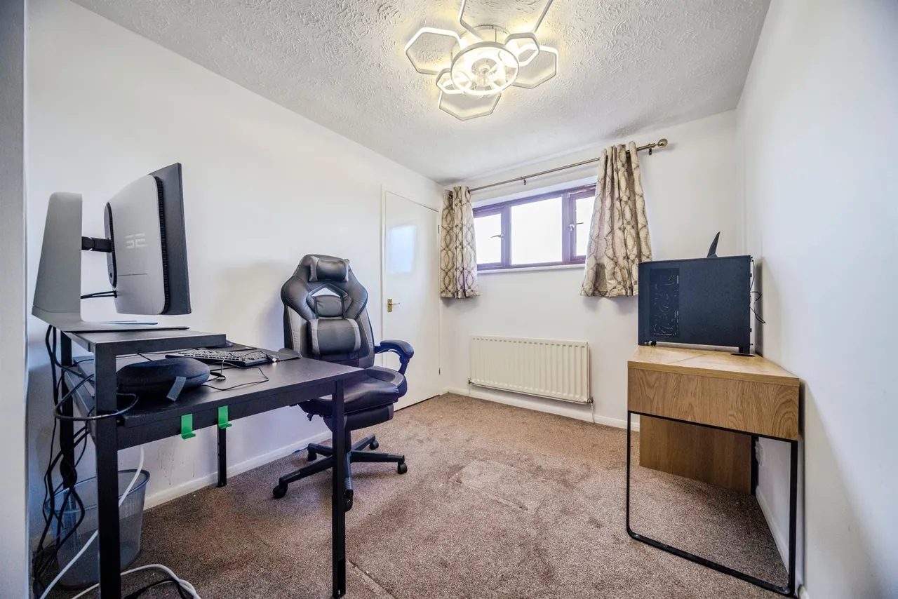 Illingworth Place, Oldbrook, MK6, photo 10