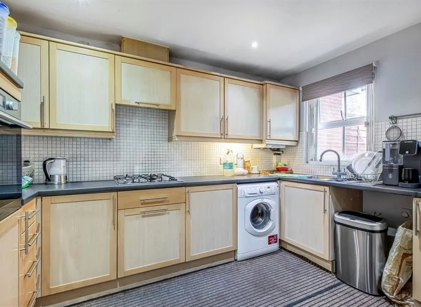 Barlow Drive, Woolwich, SE18, photo 3