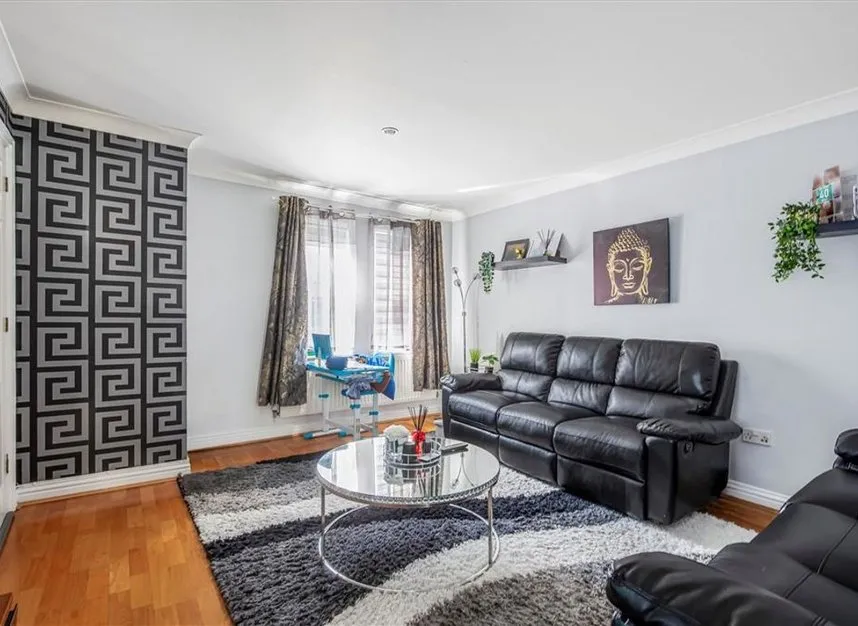 Barlow Drive, Woolwich, SE18, photo 2