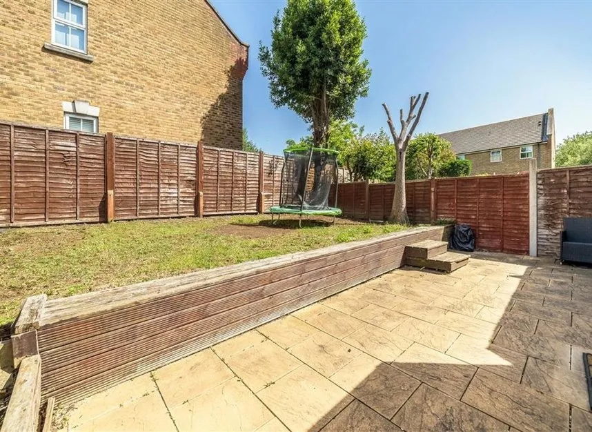 Barlow Drive, Woolwich, SE18, photo 6