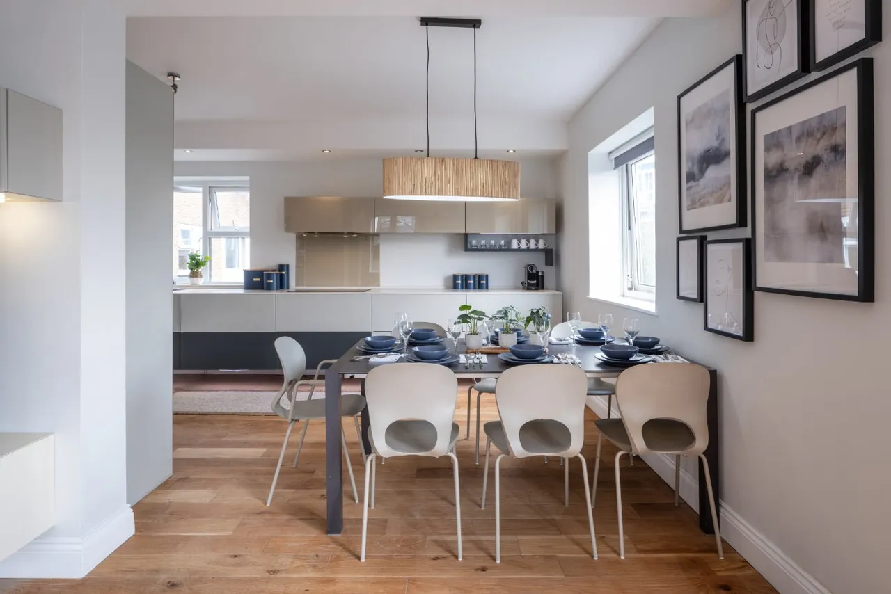 Avenue Road, St John's Wood, London, NW8 6HY, photo 2